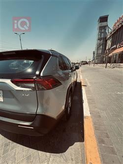 تۆیۆتا ڕاڤ 4